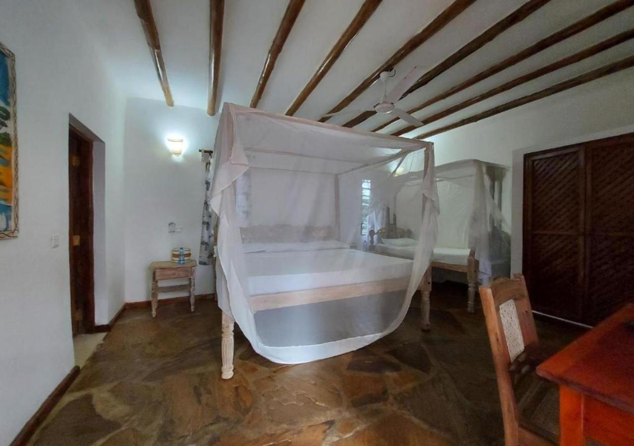 Marine Holiday House Malindi Exterior foto